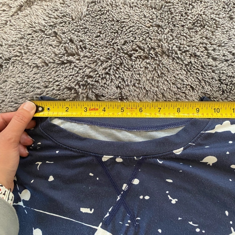 AMAZON ESSENTIALS Women’s Tee - Picture 4 of 13